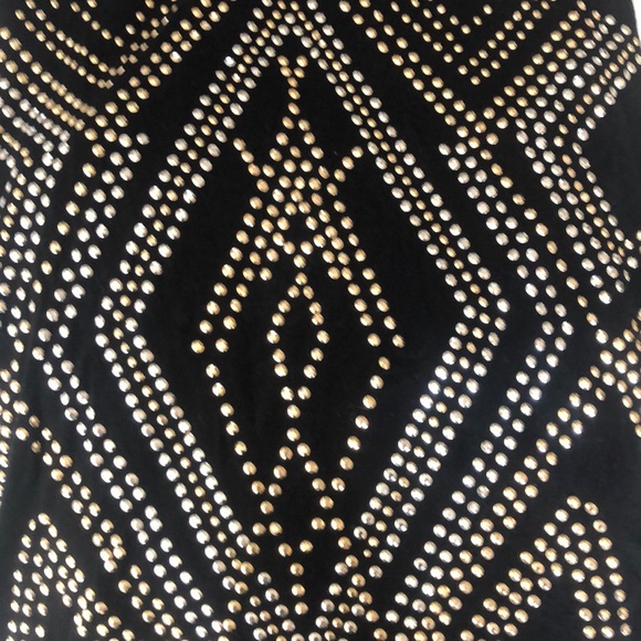 BLACK DETAILED RACERBACK TANK - Picture 2 of 2